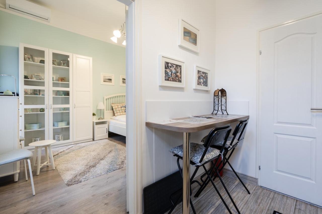 Stella Apartment Будапеща Екстериор снимка