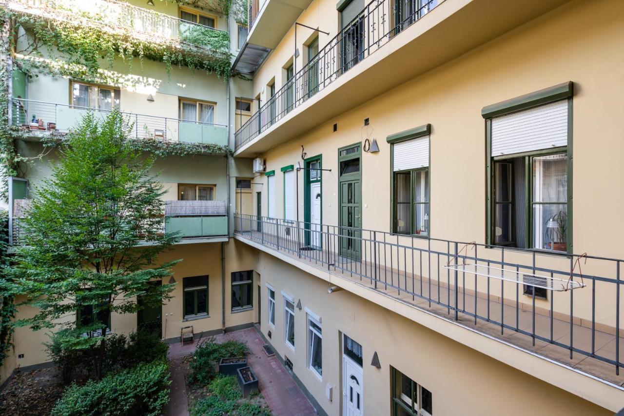 Stella Apartment Будапеща Екстериор снимка